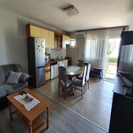 Apartment Miro Каштела Экстерьер фото